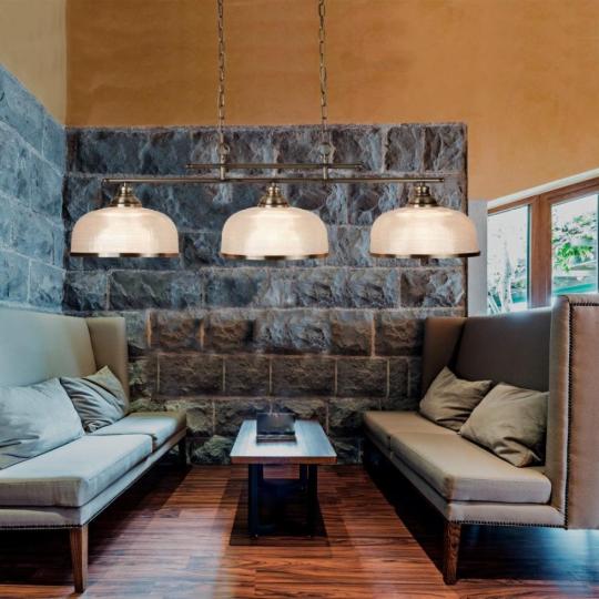 biliard csillar lampa nappali hosszukas szeles asztal fole vilagitas klasszikus elegans mediterran felujitas lampak  lakas haloszoba lameridiana lakberendezesi bolt budapest kanape.jpg